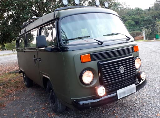 Foto Kombi Verde Militar 2008